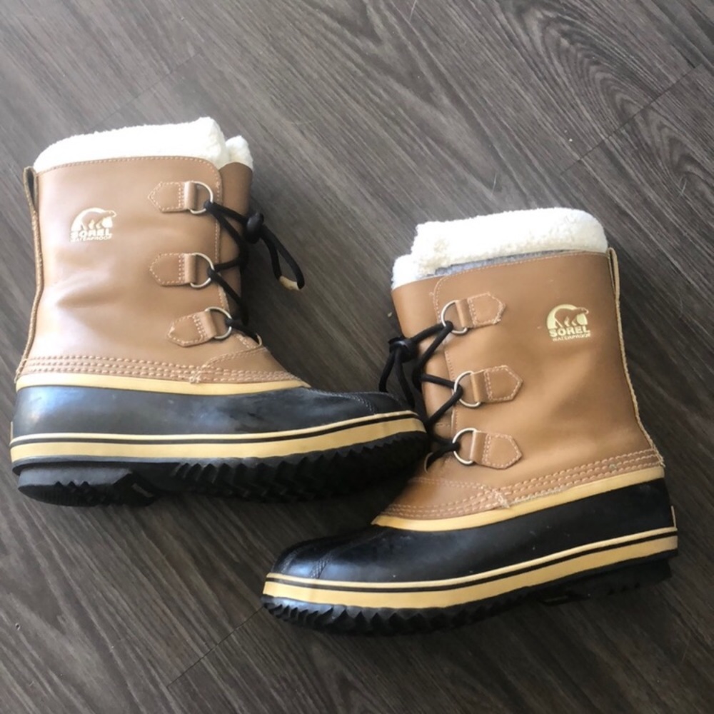 Sorel snow boots- women’s size 7